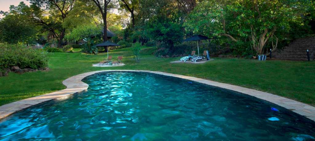 Africa-Zimbabwe-Stanley-Livingstone-Boutique-Hotel-pool